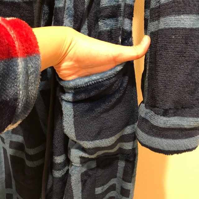 ニトリの着る毛布ポケット付き【レビュー】画像